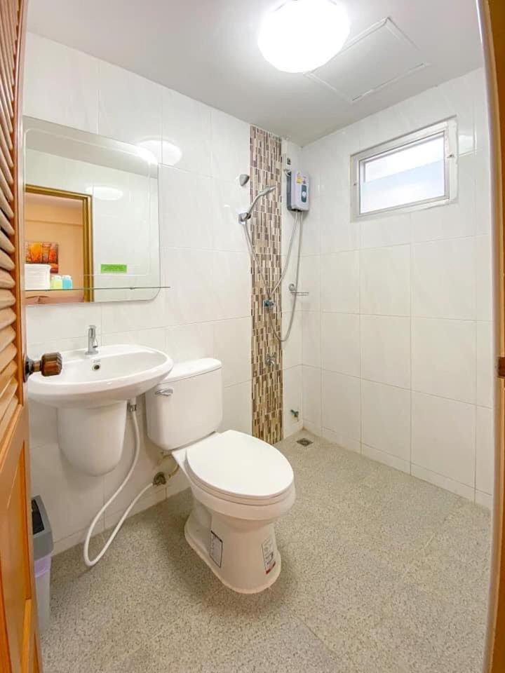 Kavil Guesthouse Chiang Mai Luaran gambar